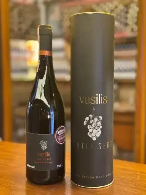 Vasilis Yarı Tatlı